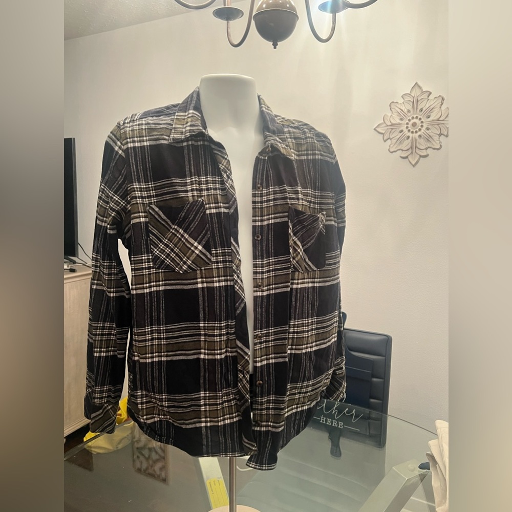 Natural reflections, button up shirt, size extra large